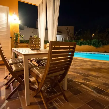 Holiday home Allotjament Lo Garxal Deltebre